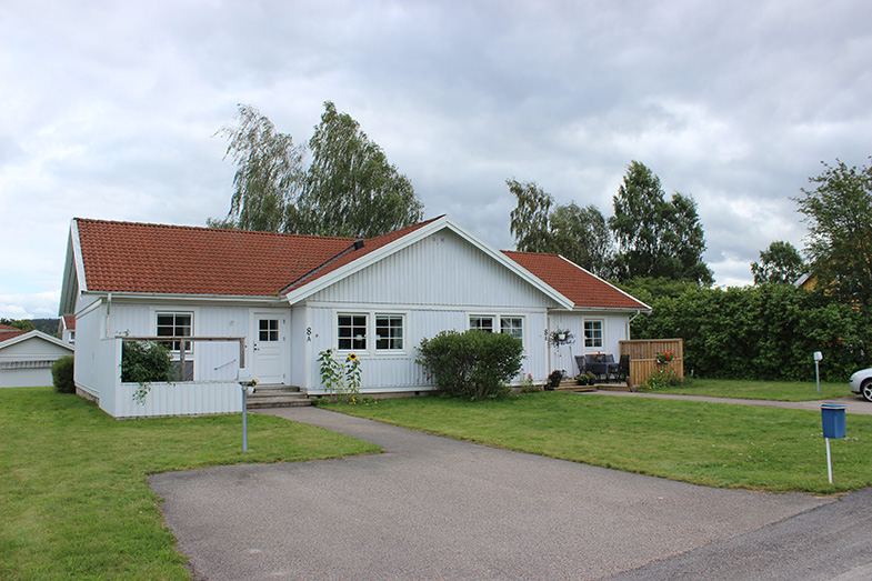 Björklövsvägen-8-a-b